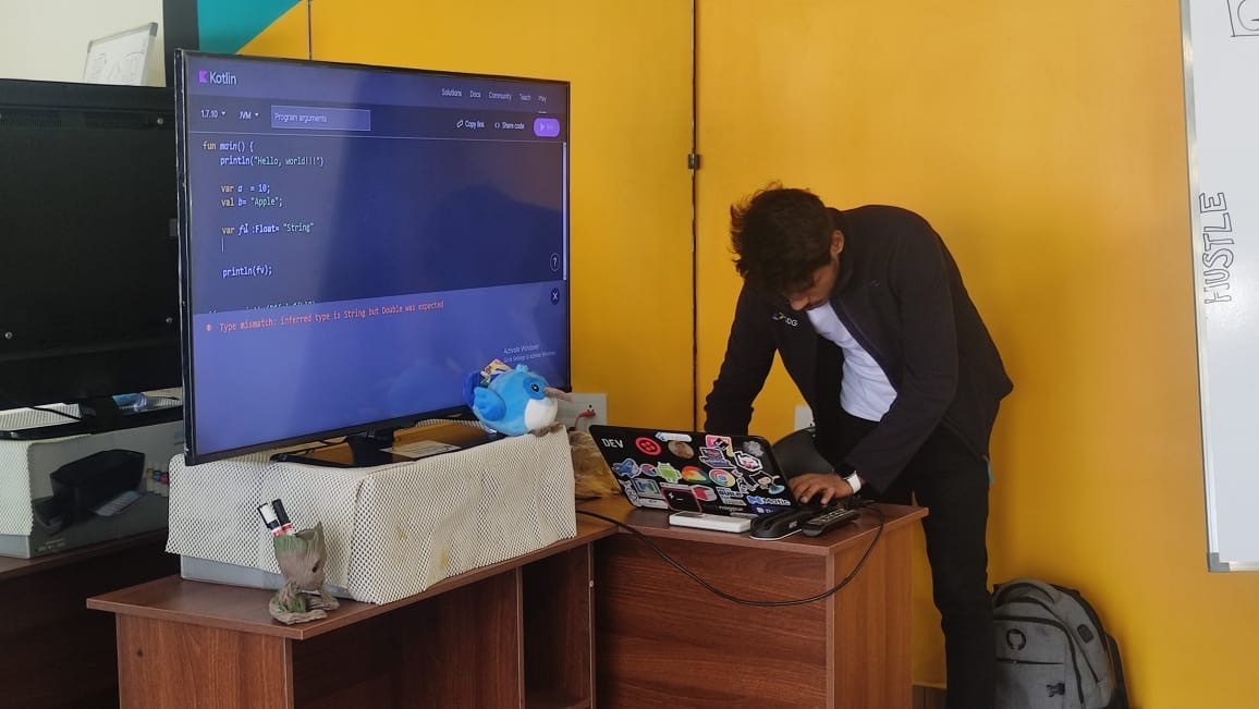 Live session building the Disco Diwane app during an Android Study Jam in Nagpur